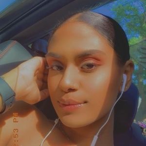 Meet your Posher, Brianna